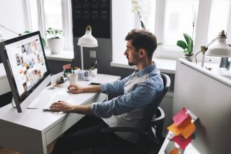 Freelance Web Designer in UAE